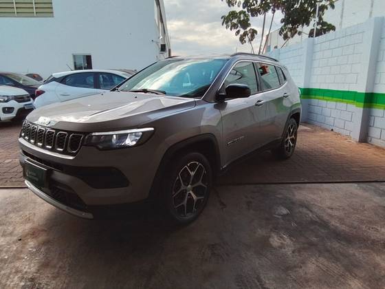 JEEP COMPASS 1.3 T270 TURBO FLEX LONGITUDE AT6 JEEP COMPASS 1.3 T270 TURBO FLEX LONGITUDE AT6